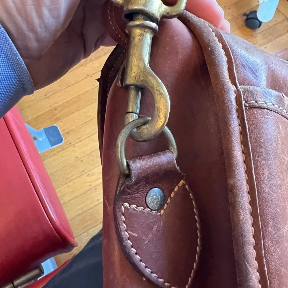 For sale is a Tusting Clipper Satchel with a perfect patina.